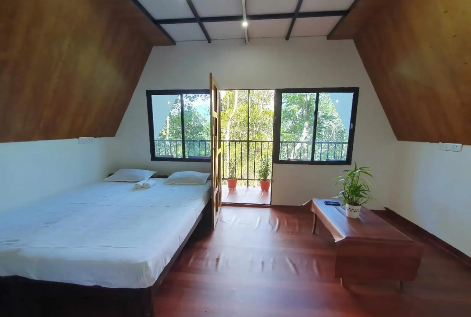 Homestay Peak Valley Cottage Munnar